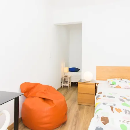 Apartament In Historic Neighbourhood, Walk Everywhere!